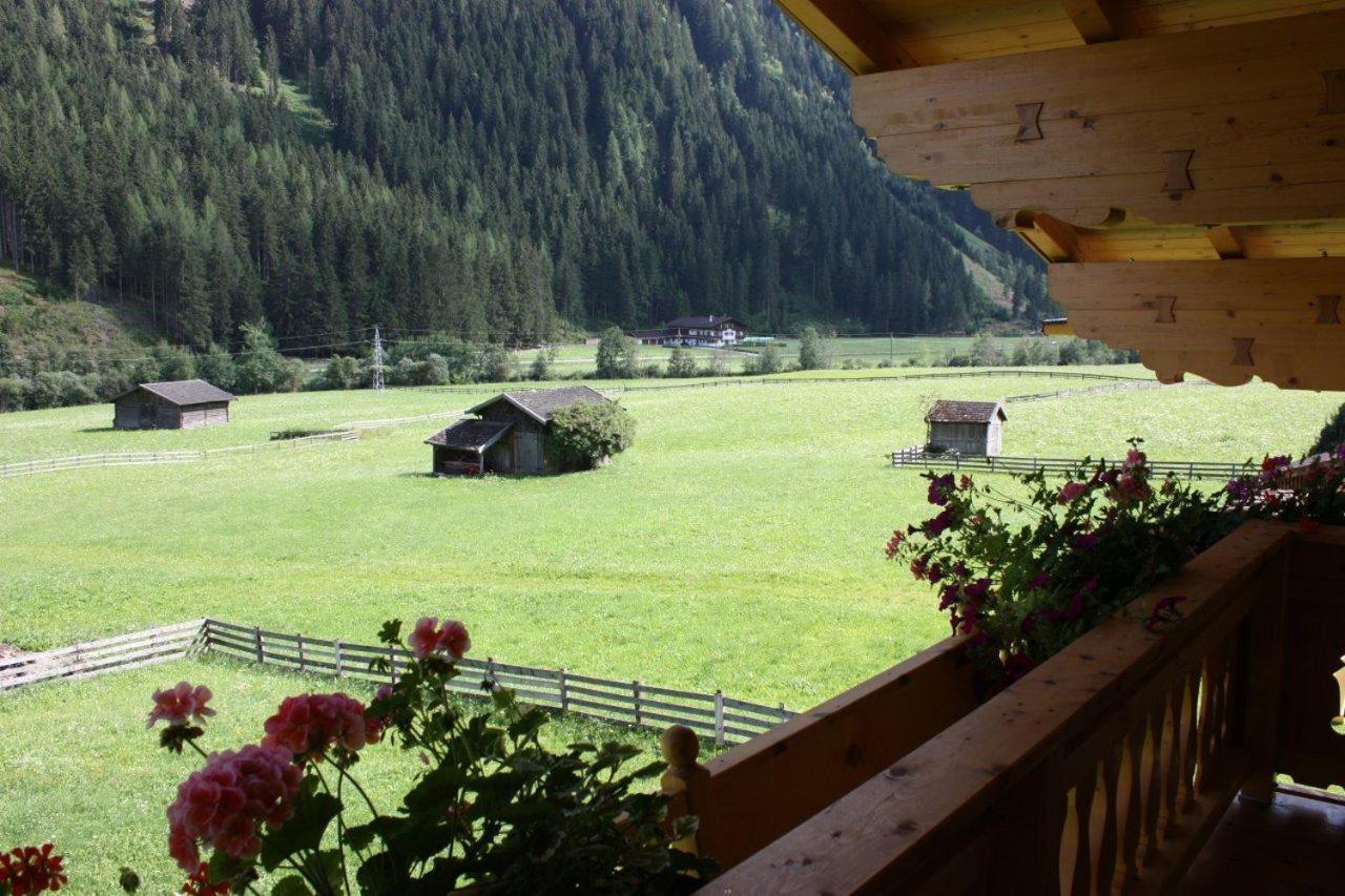 Landhaus Alpensonne Нойштифт-им-Штубайталь Экстерьер фото